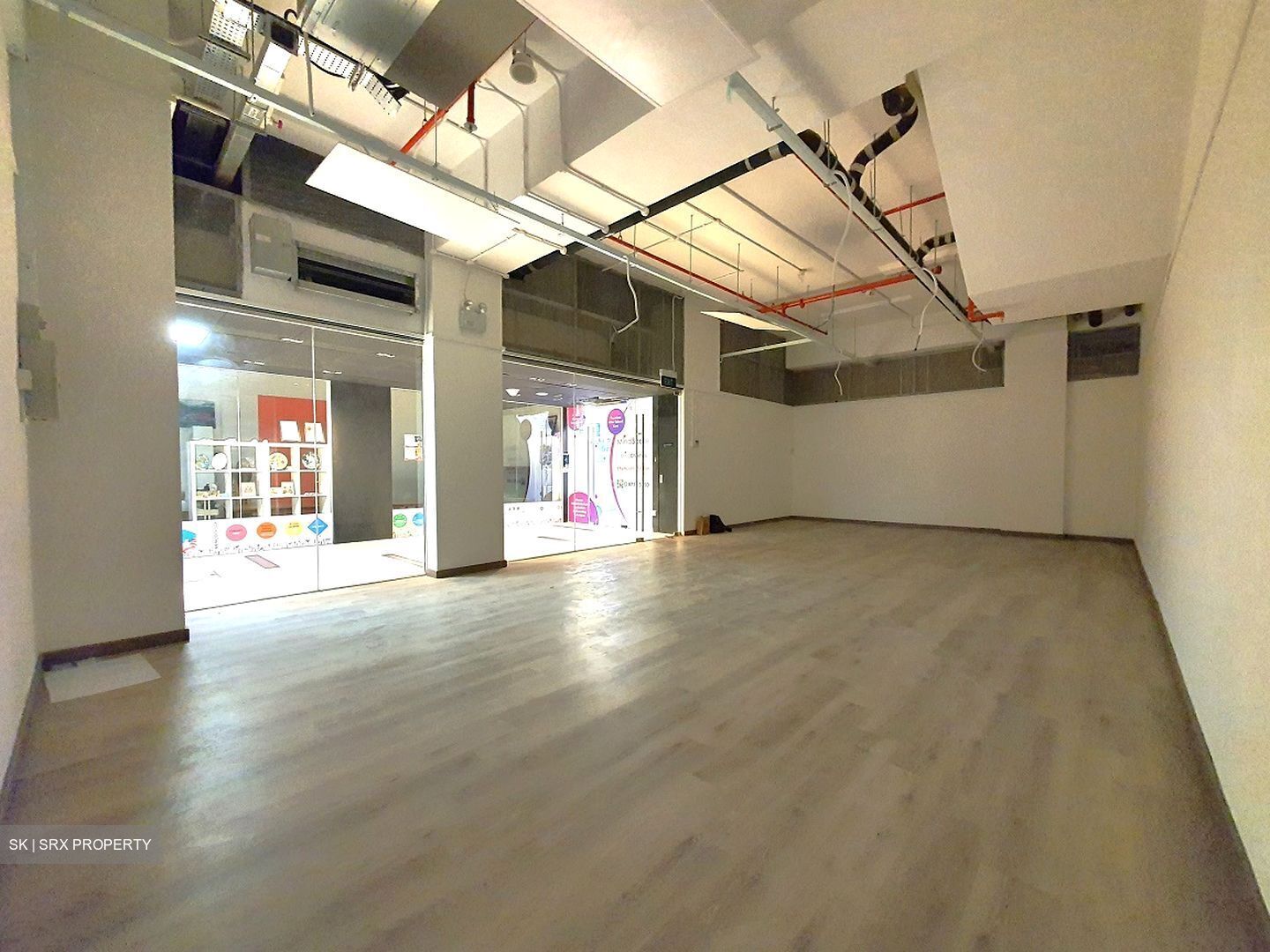The Flow (D15), Retail #601506291